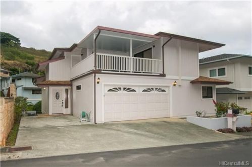 99-797 Holoai St, Aiea, HI 96701