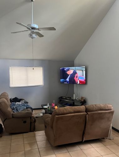 5909 Hickory Dr, Fort Pierce, FL 34982-8603
