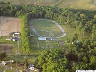 402 Jacobstown Cookstown Rd, North Hanover, NJ 08562-1608