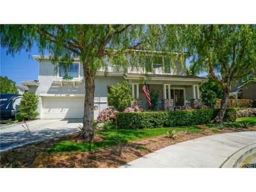 28517 Lobelia Ln, Santa Clarita, CA 91354-1524