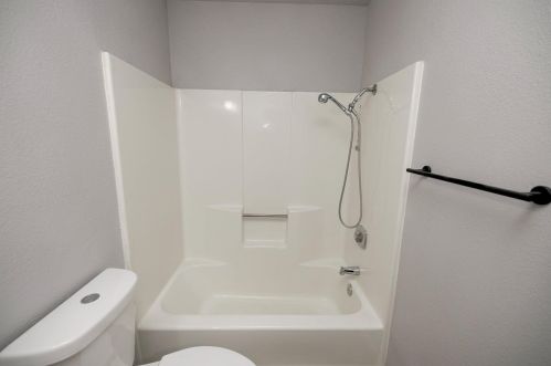 1530 Springville Way, Turlock CA  95380-2591 exterior