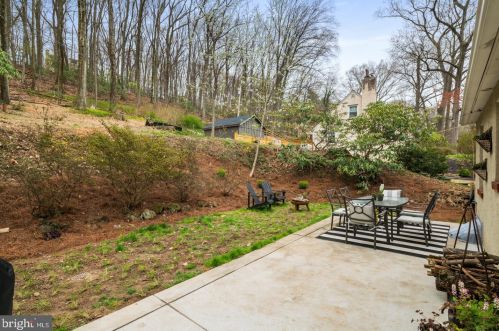 431 Weadley Rd, Norristown PA  19406-3747 exterior