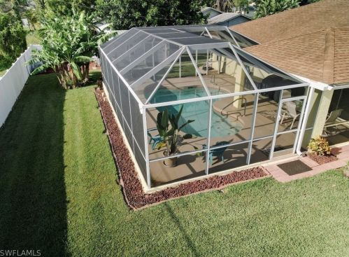 1212 13th Ave, Cape Coral, FL 33909-1520