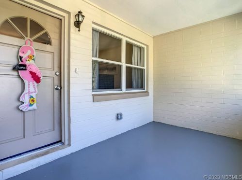 719 Flamingo Dr, Daytona Beach FL  32117-3331 exterior