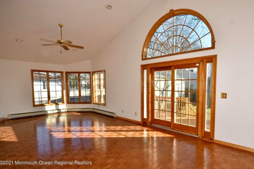 306 Van Zile Rd, Bricktown NJ  08724-2018 exterior