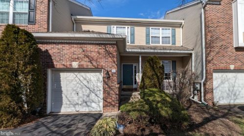 91 Dispatch Dr, Washington Crossing, PA 18977-1169