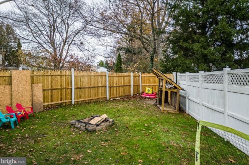 605 Cherry St, Lansdale PA 19446-3908 exterior