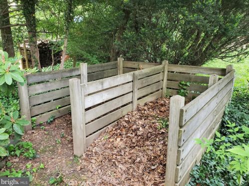 2861 Princeton Pike, Lawrence Township NJ  08648-3222 exterior