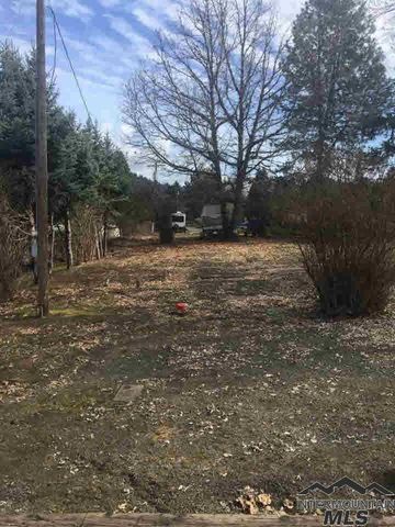340 129th St, Greer, ID 83544-9335