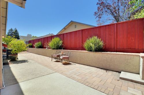 2160 Bayo Claros Cir, Morgan Hill CA  95037-7006 exterior