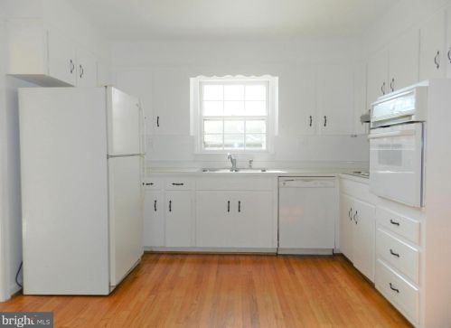 108 Wilderness Ln, Fredericksburg VA  22401-2250 exterior