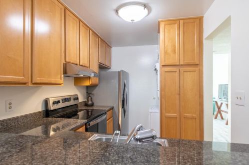 1137 Oddstad Blvd, Pacifica CA  94044-3850 exterior