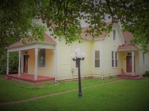 403 Main Cross St, Warsaw, KY 41095-2110