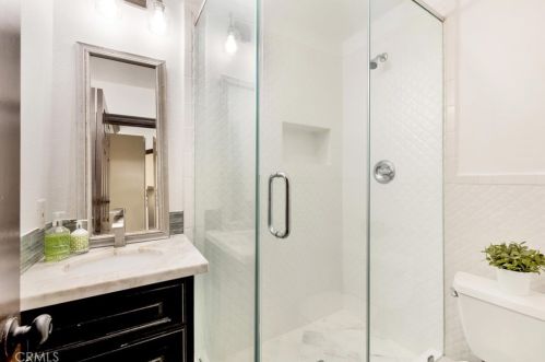 2340 Robinhood Pl, Orange CA  92867-1851 exterior