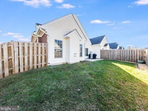 12006 Wood Pond Ct, Fredericksburg VA  22407-2575 exterior