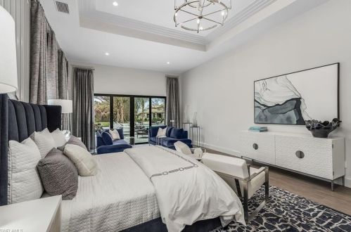 81 North St, Naples FL  34108-2921 exterior