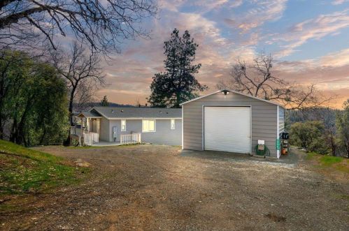 20063 Post Chaise Cir, Grass Valley CA  95949-9585 exterior