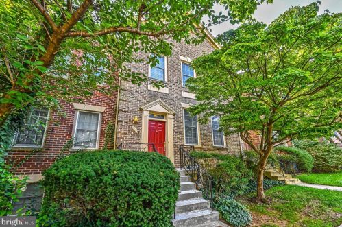 9603 Minstead Ct, Springfield, VA 22015-4057