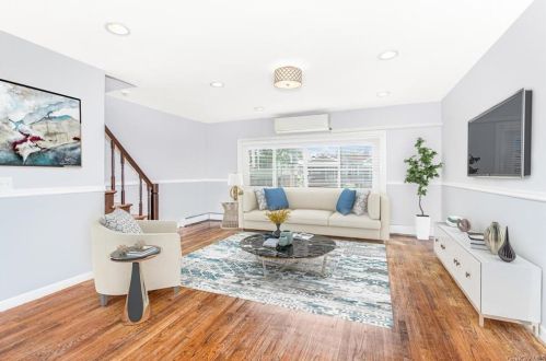 3230 Tenbroeck Ave, Bronx, NY 10469-5011