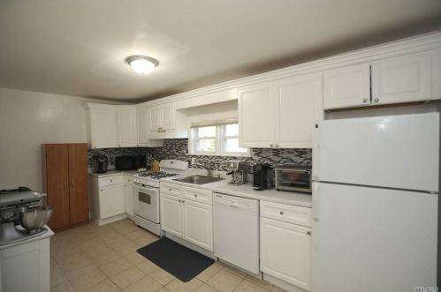 129 8 Ave, Mount Vernon NY 10550-4072 exterior