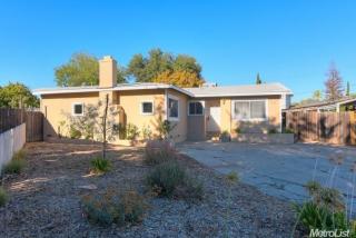 3243 Back Cir, Sacramento, CA 95821-1710