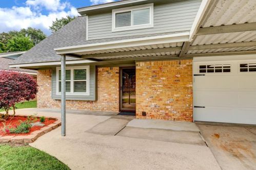 729 Dartmouth Ln, Deer Park TX  77536-6309 exterior