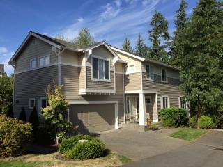 7225 Silent Creek Ave, Snoqualmie, WA 98065-9064