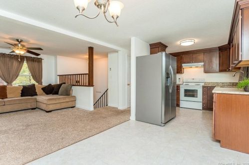 34 Juniper Ln, Norwich CT  06351-9119 exterior