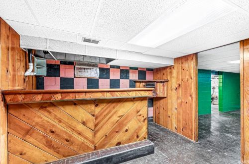 2116 Jefferson Blvd, Mishawaka IN 46545-7720 exterior