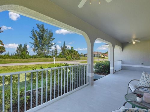 1014 6th Ave, Cape Coral, FL 33909-0013