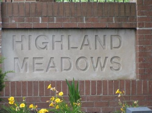 23 Highland Meadows Dr, Newport, KY 41076-3731