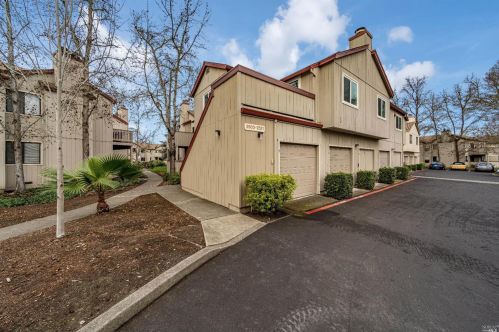 2503 Westberry Dr, Santa Rosa, CA 95403-4134