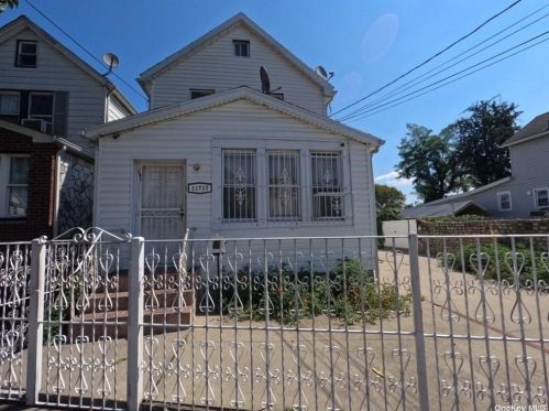 11717 Lincoln St, Jamaica, NY 11420-2904