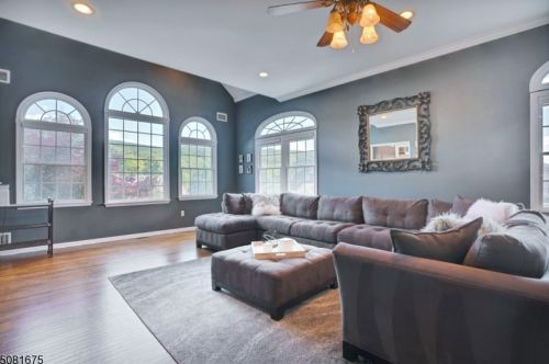 58 Finch Rd, Skyline Lakes NJ  07456-2423 exterior