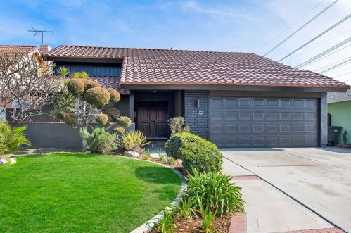 7702 Laurelwood Ln, Buena Park, CA 90623-1523