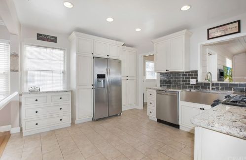 5312 Hanbury St, Long Beach, CA 90808-1918