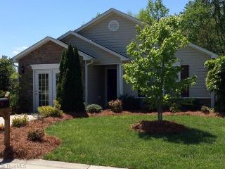 2494 Hampton Hall Ln, Winston Salem, NC 27127-9444