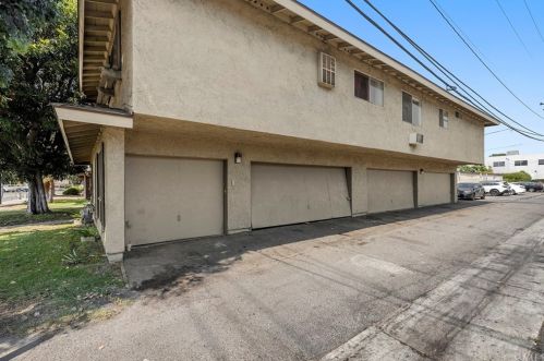 13032 Newhope St, Garden Grove CA  92843-1415 exterior