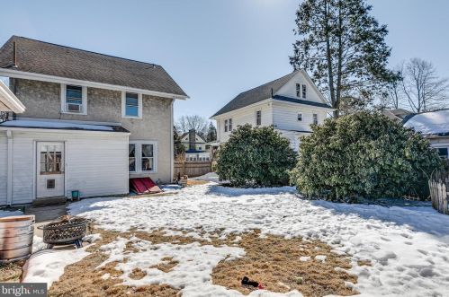 8218 Cadwalader Ave, Melrose Park PA  19027-2406 exterior