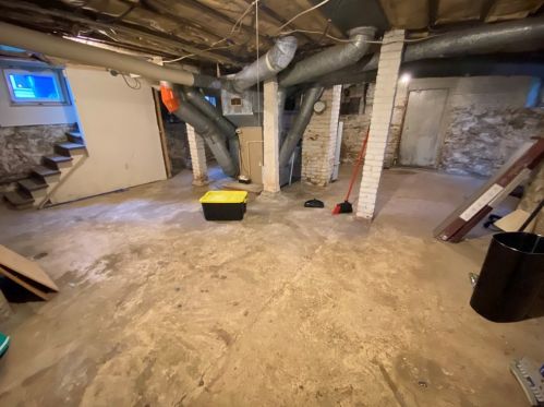 106 Plum St, Greenville PA  16125-1857 exterior