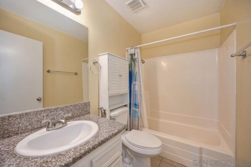 1477 Falcon Ln, El Cajon CA  92020-1426 exterior