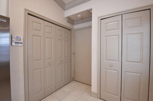 6169 Lake Hibiscus Dr, Delray Beach FL  33484-4620 exterior