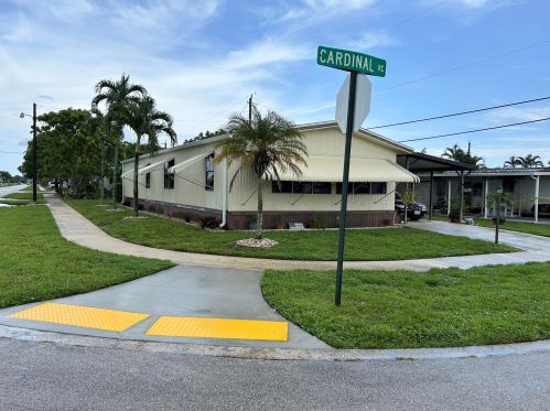 4004 Cardinal Rd, Boynton Beach, FL 33436-2608