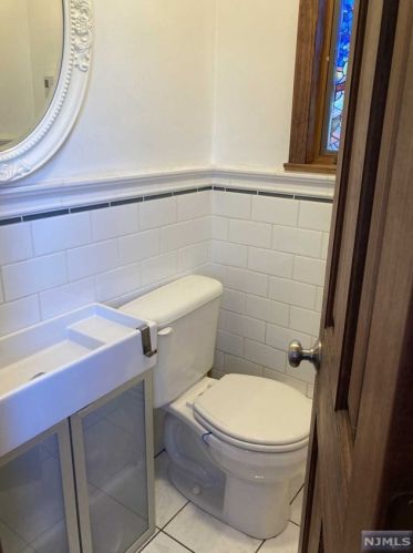 107 Cambridge Ave, Englewood NJ  07631-1707 exterior