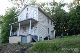 15 Wall St, Larksville, PA 18651-1215