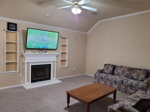 301 Willow Rd, Aubrey TX  76227-9404 exterior