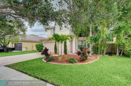 20507 1st St, Hollywood, FL 33029-5023