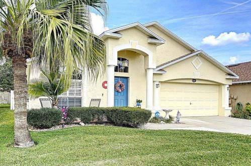 25343 Seven Rivers Cir, Land O Lakes, FL 34639-9515