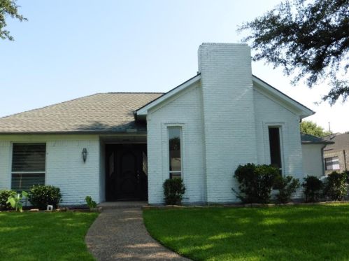 7315 Brentfield Dr, Dallas, TX 75248-2303