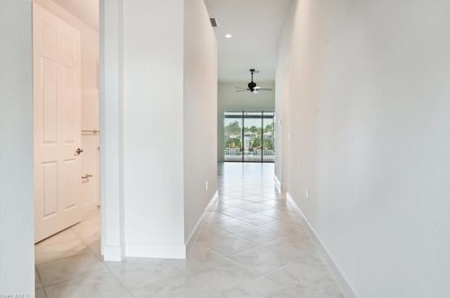 8176 Jefferson Ct, Naples, FL 34104-6544